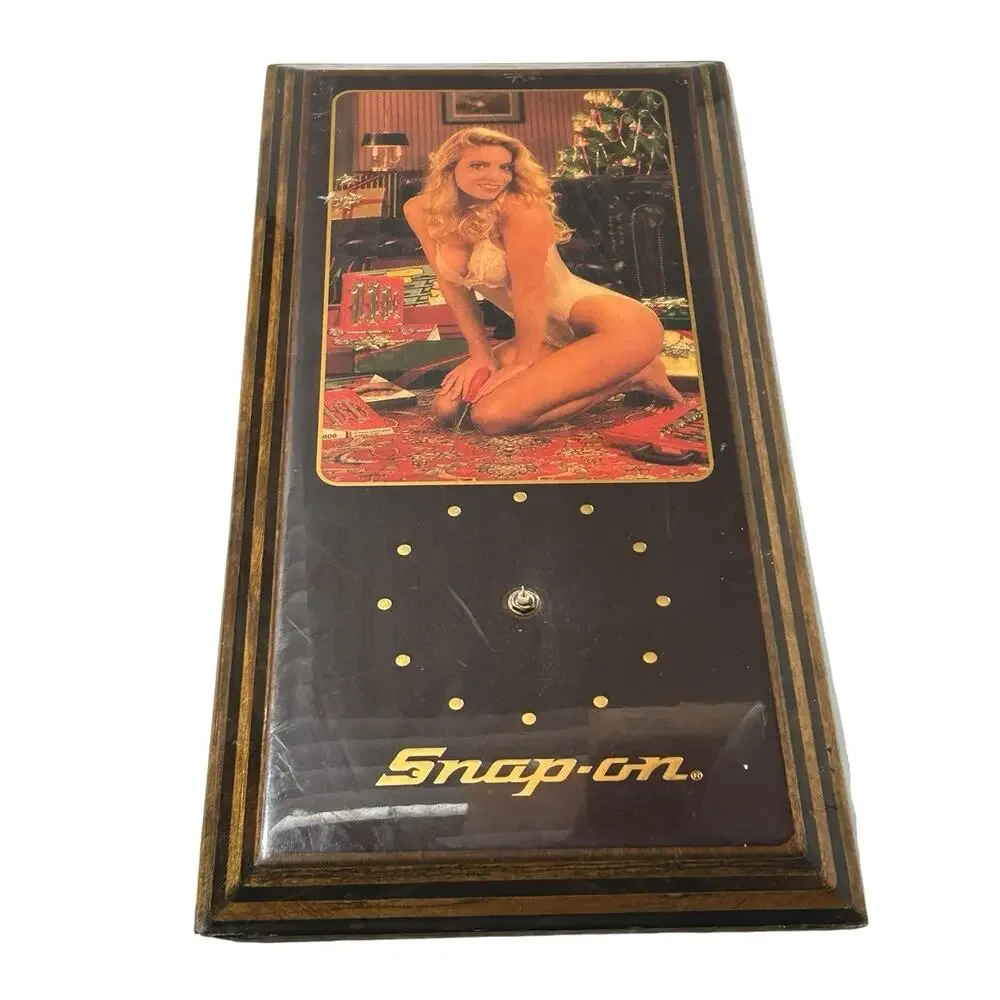 VTG SNAP ON Tools Lingerie Pinup Girl Wall Clock Christmas Jebco Michelle READ